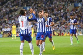 开云体育-乌迪内斯主场击败维罗纳，欧战热门队登顶排名大涨()